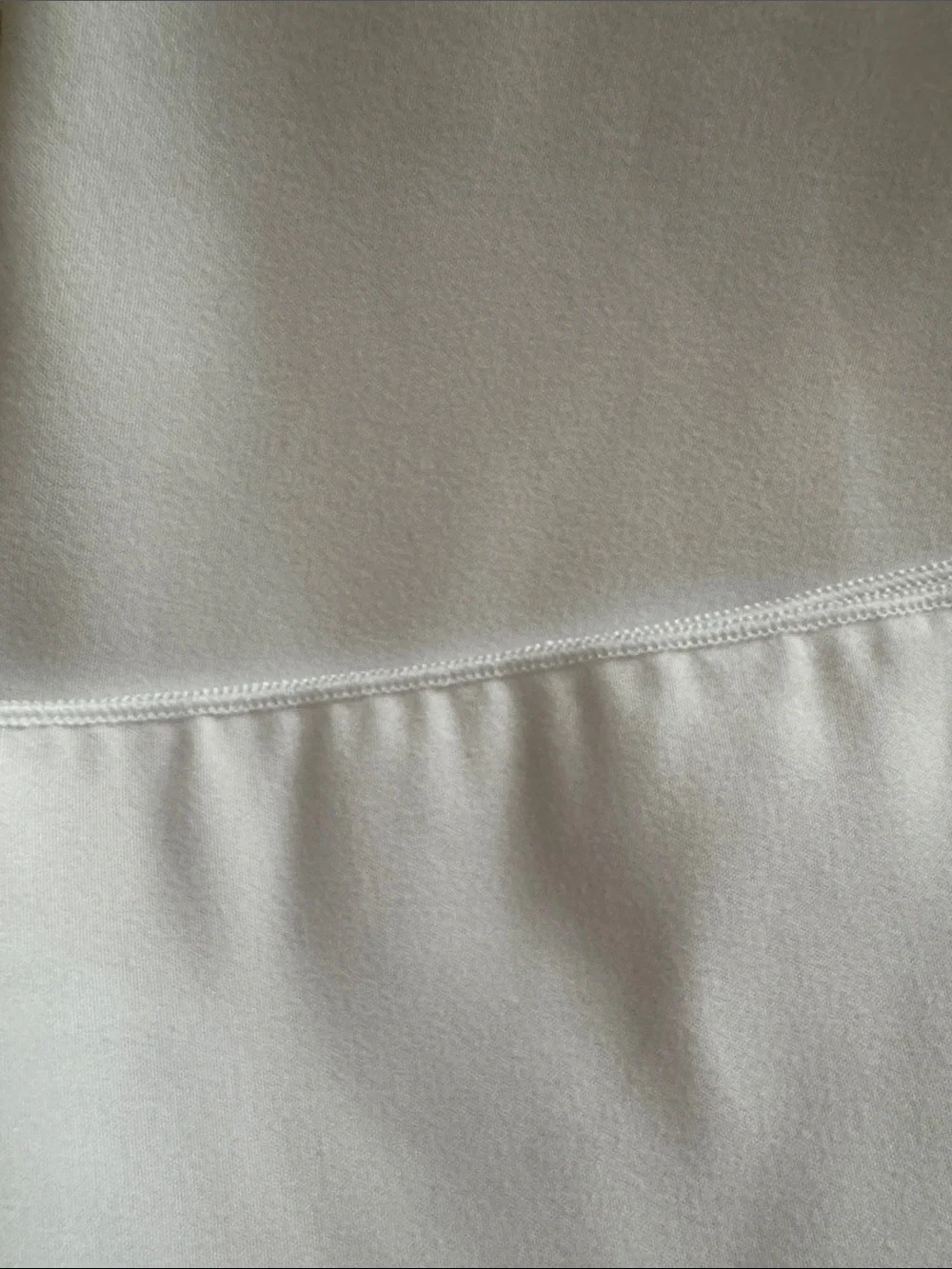 Crisp White Tablecloth — Elegant Everyday Dining Linen